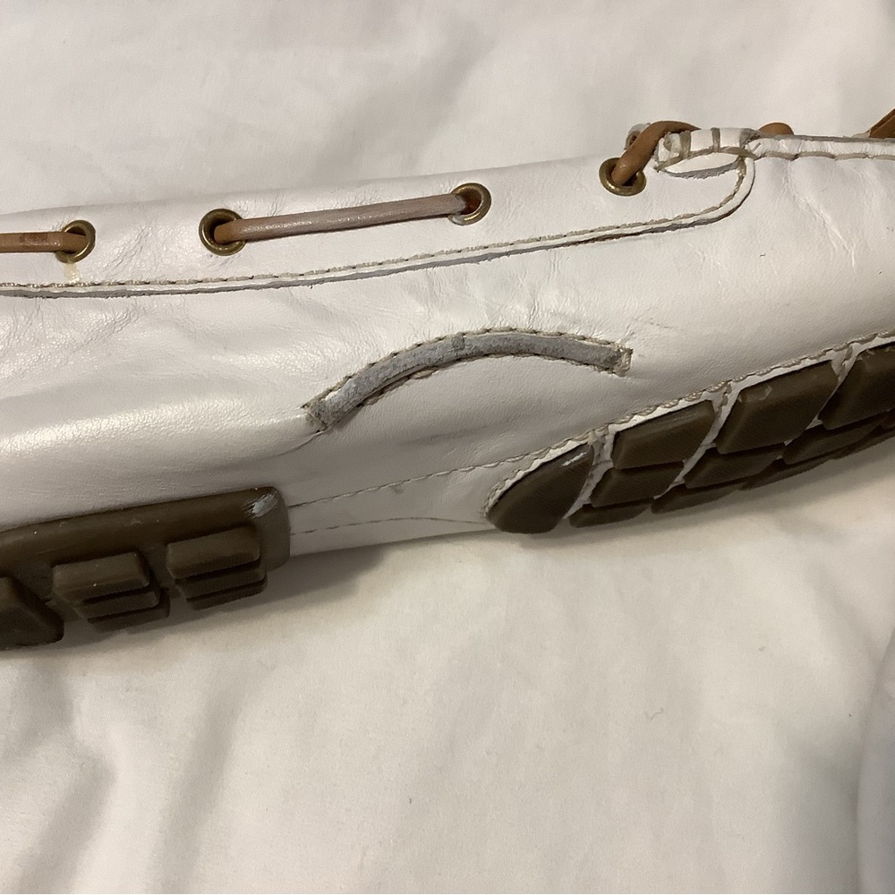 Clarks Women's White and Tan Loafers - Picture 7 of 8